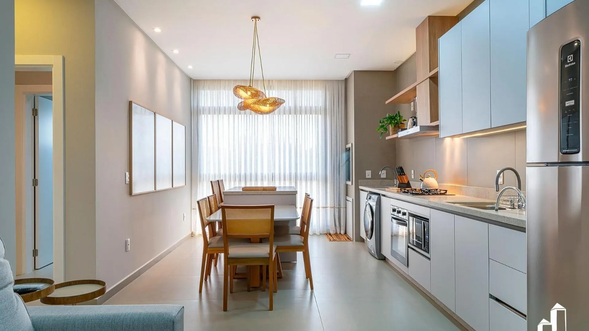 Apartamento Exclusivo Com 02 Suites, 30M Da Praia Bombinhas