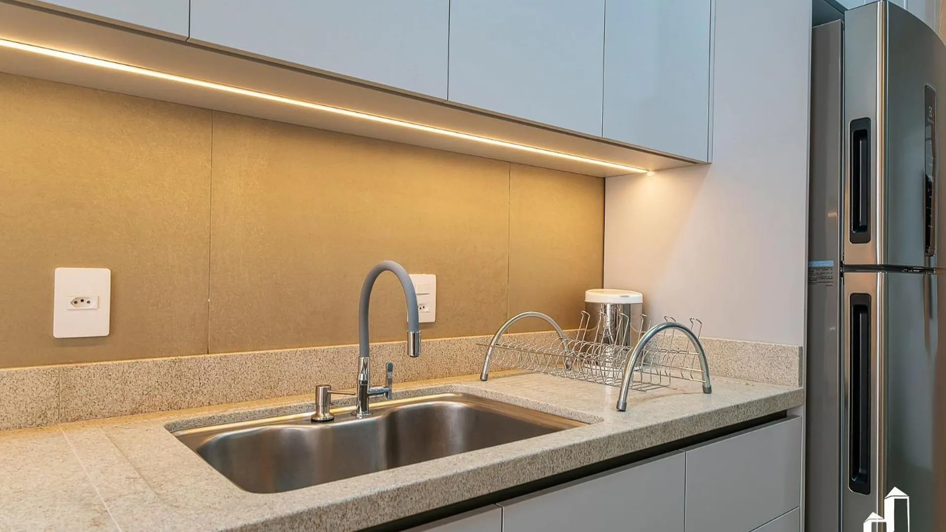 Apartamento Exclusivo Com 02 Suites, 30M Da Praia Bombinhas Brazil